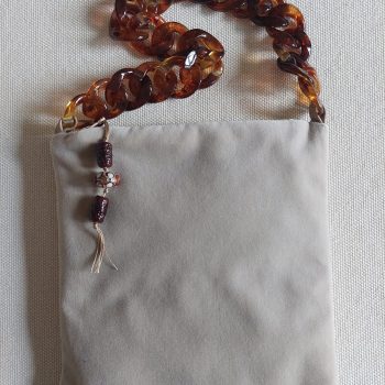 Bustina velluto champagne con fiocco e catena